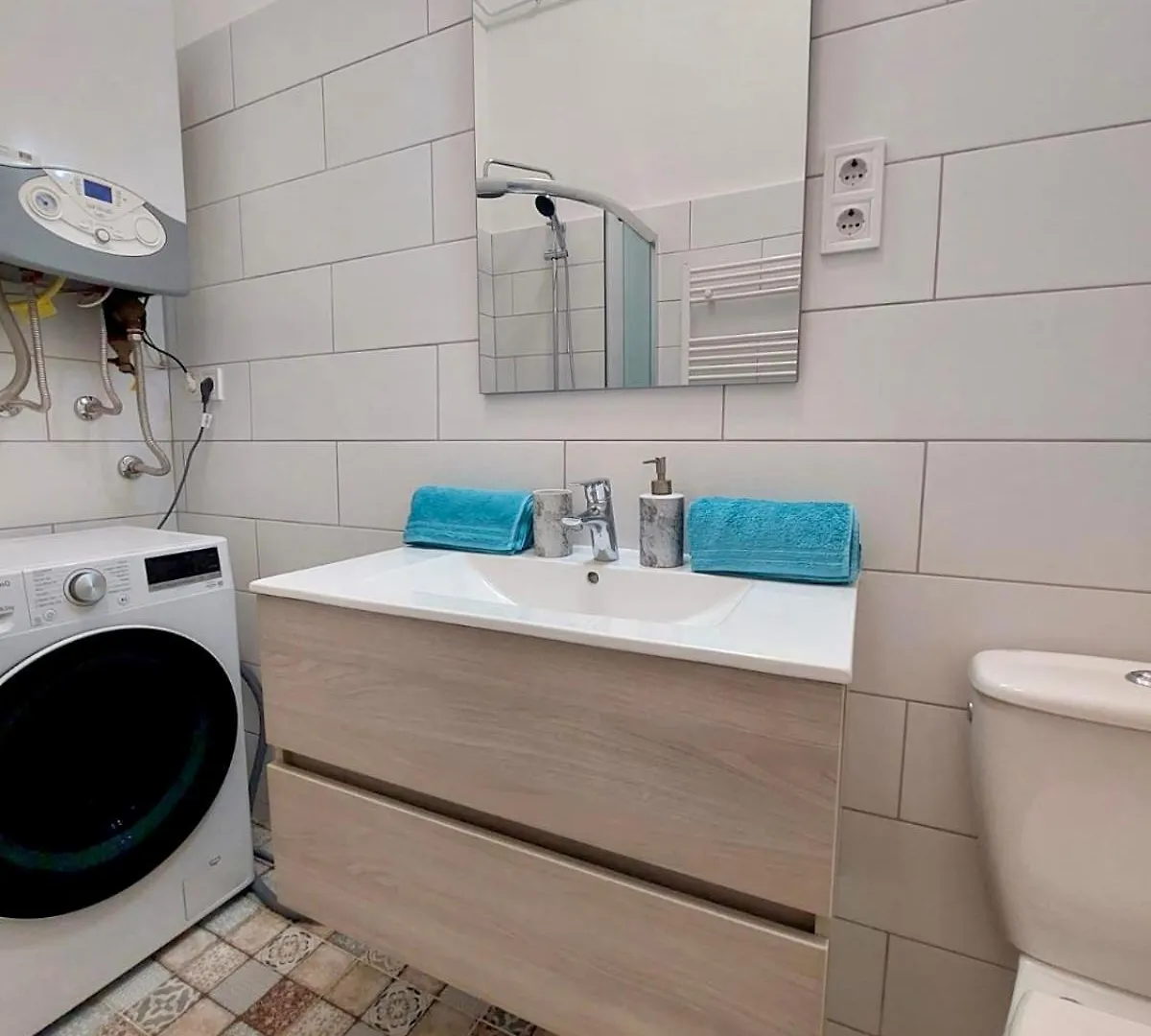 Mega Residence Budapest 0*,  Hungary